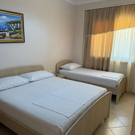 בית הארחה Sunny Jonufer